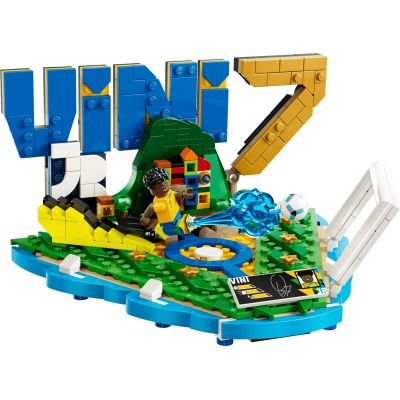 15. LEGO Editions 43027 - Vini Jr. - Football Moments