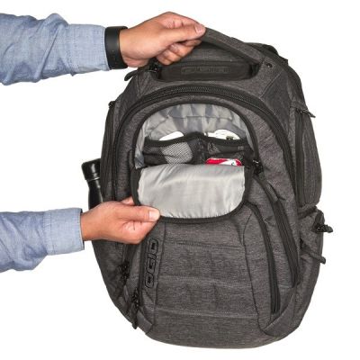 12. OGIO RENEGADE BACKPACK RSS BLACK P/N: 111059_03