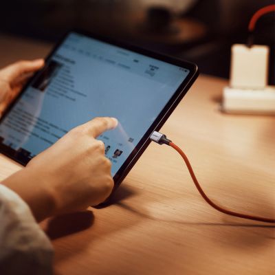 9. Ugreen US294 USB-C - USB-C 3A 480Mb/s cable 1m - red