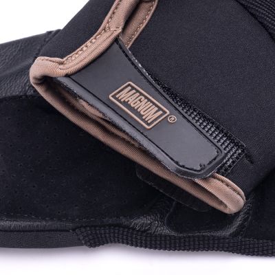 4. Magnum Concept Gloves 92800595437