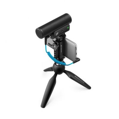 Sennheiser MKE 400 MOBILE KIT - Condenser microphone, supercardioid, equipped with a low-pass filter with a Manfrotto stand
