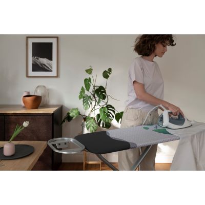 6. Vileda Park&Go Ironing Board Cover