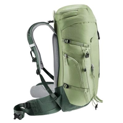 3. Deuter Trail 30 I hiking backpack, grove/ivy