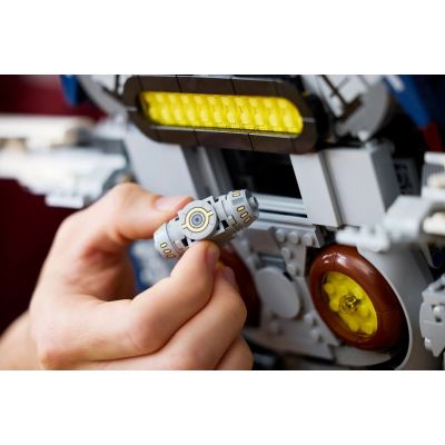15. LEGO Star Wars 75409 - Jango Fett's Firespray Patrolman