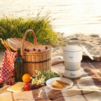 3. Silicone kettle ADLER AD 1377w white