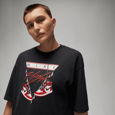 3. Nike Jordan Flight W T-shirt DV1411-010