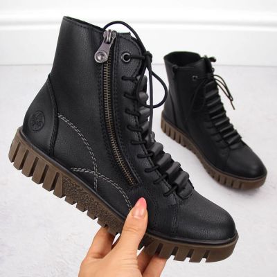 17. Rieker leather ankle boots W Y3410-00 RKR726