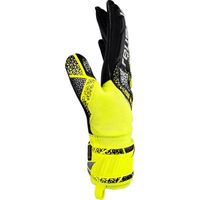 4. Reusch Attrakt Silver Goalkeeper Gloves M 55 70 215 2025