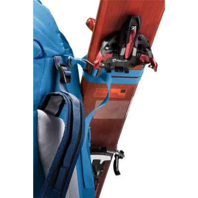 9. Deuter Freescape Lite 26 l Blue