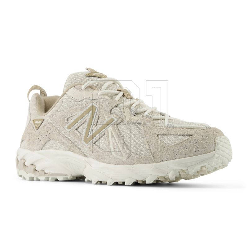 10. New Balance ML610TML sports shoes
