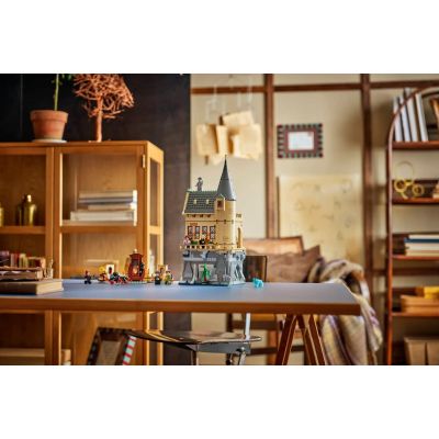 7. LEGO Harry Potter 76463 Hogwarts Castle: Hospital Wing