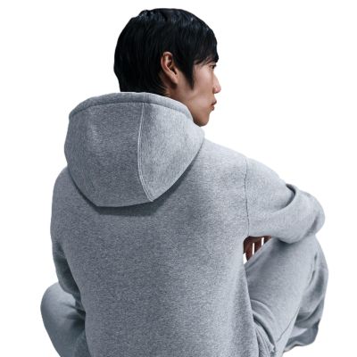 2. Nike Club Sweatshirt FN3861-063