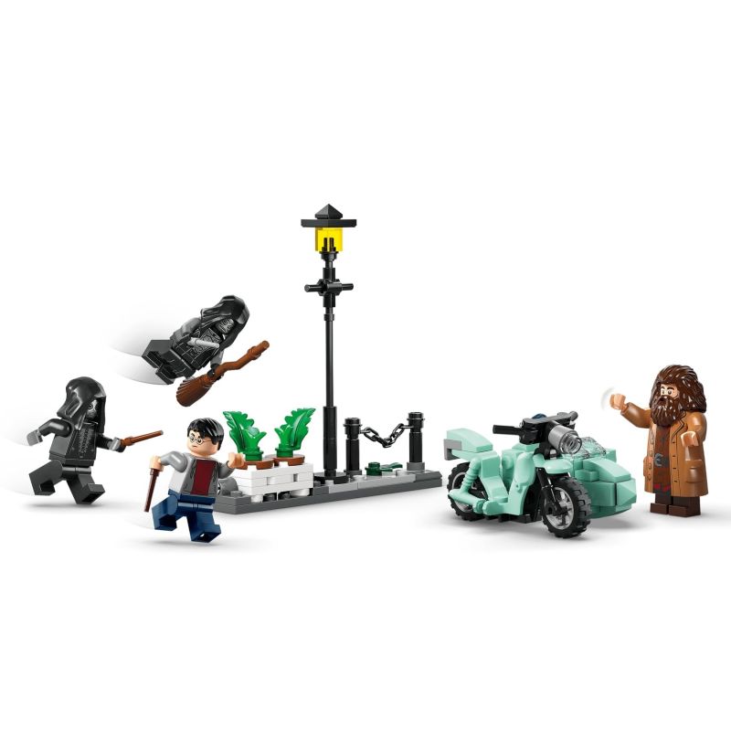 5. LEGO Harry Potter 76459 - Hagrid and Harry's Escape from Privet Drive