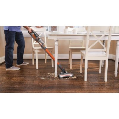13. 18V BHFEV182C-QW BLACK+DECKER Vacuum Cleaner