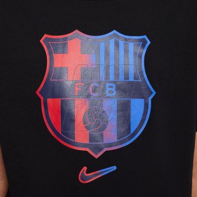 4. Nike FC Barcelona Crest Tee Jr FZ0034-010