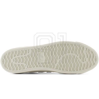 9. New Balance unisex BB100CVA shoes