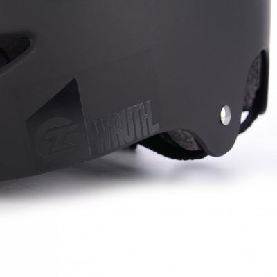 9. Tempish Wruth 102001090 Helmet