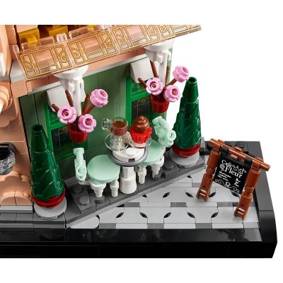 26. LEGO ICONS 10362 French Cafe