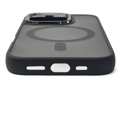 4. Fashion Case with MagSafe for iPhone 16e / 17e - Black