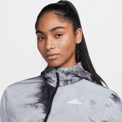 10. Jacket Nike Repel W DX1041-011