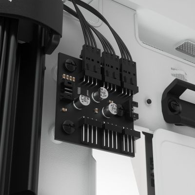 13. Corsair iCUE 5000X RGB Mid-Tower ATX Tempered Glass White case (CC-9011213-WW)