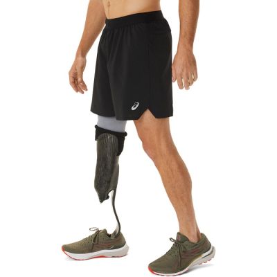 9. Asics Road 7IN Short M 2011C392-001 shorts