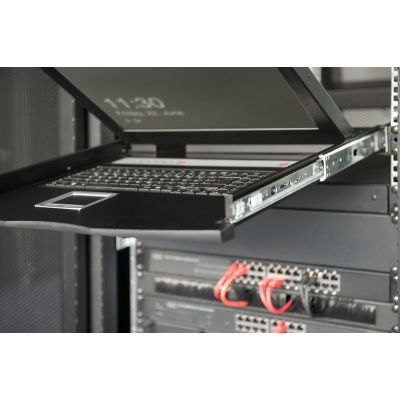 27. Digitus Modular Console with 17” (43.2 cm) TFT Monitor, 8-Port KVM Switch & Touchpad, US Keyboard