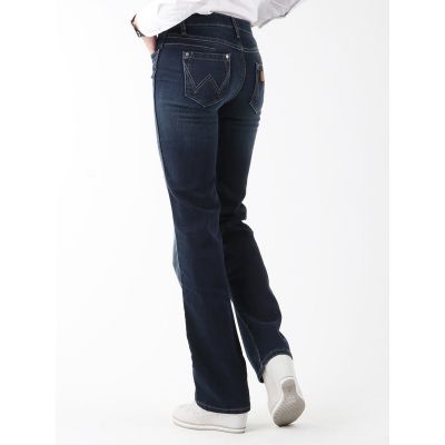 2. Wrangler Sara Jeans W212QC818