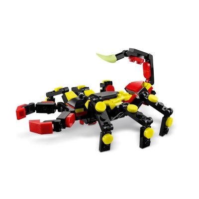 6. LEGO Creator 3in1 31159 - Wild Animals: Amazing Spider