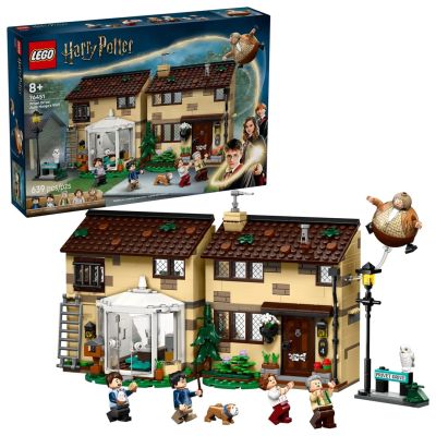 11. LEGO Harry Potter 76451 Privet Drive: Aunt Marge's Visit