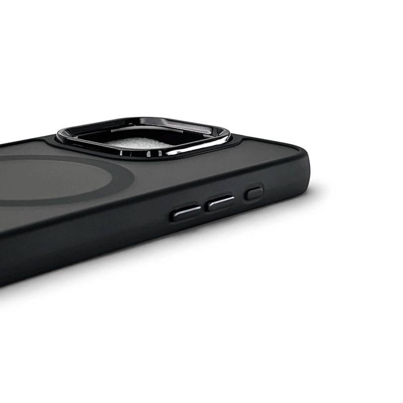 4. Fashion Case compatible with MagSafe for iPhone 17 - black