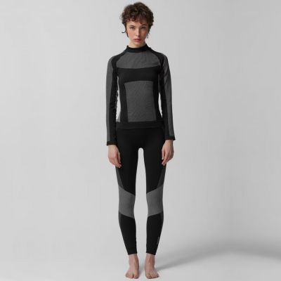 8. Outhorn F097 W OTHAW23USEAF097 20S Thermal T-shirt