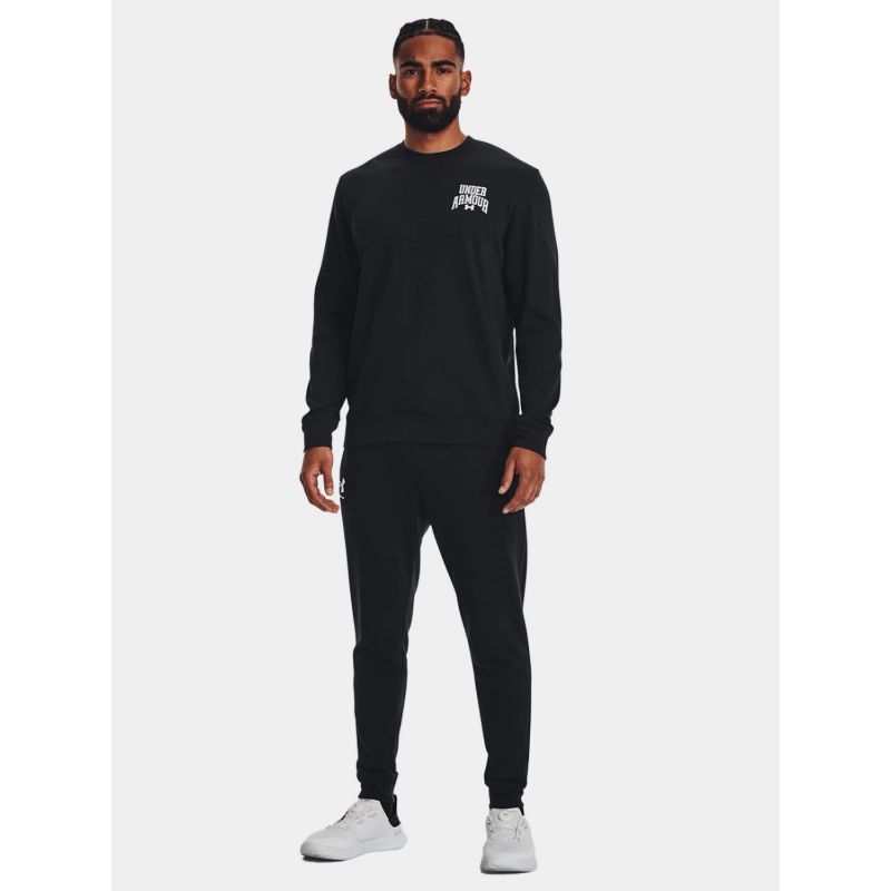 12. Under Armor M 1379764-001 sweatshirt