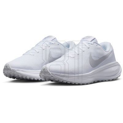 3. Nike Revolution 8 HJ8485-101 shoes