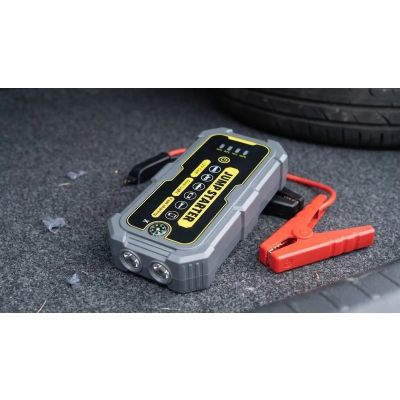12. Extralink MaxJump 1 Power-Booster & Powerbank