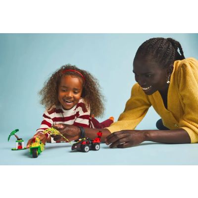 7. LEGO MARVEL SUPER HEROES 11198 Spin's Dino-Vehicle Chase for Electro