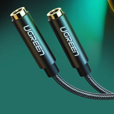2. Ugreen AV123 headphone cable 3.5 mm minijack (male) - 2x 3.5 mm minijack (female) - black