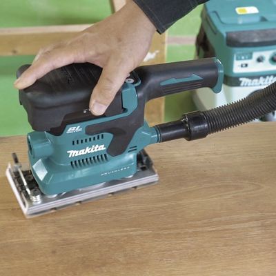 4. Makita DBO381ZU uncategorized