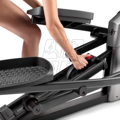 10. NORDICTRACK C 5.5 programmed elliptical cross trainer