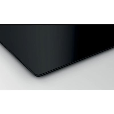 2. Bosch PUJ611BB5E 3-burner induction hob, touchscreen, with clock, black