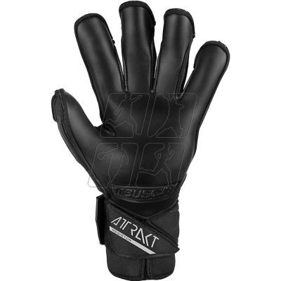 6. Reusch Attrakt Infinity Resistor M gloves 54 70 745 7700