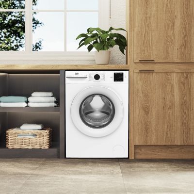 6. BEKO BM1WFU38225WW washing machine