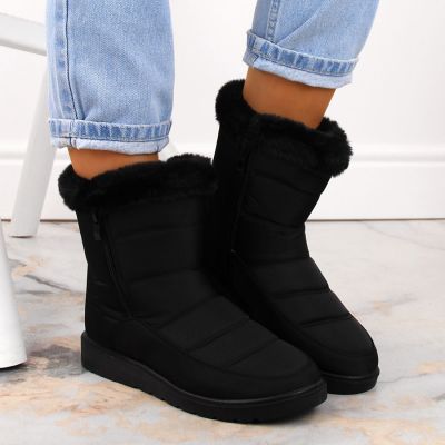10. Insulated snow boots with fur Potocki W WOL197 black