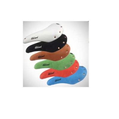 CANARAD saddle with red rivets