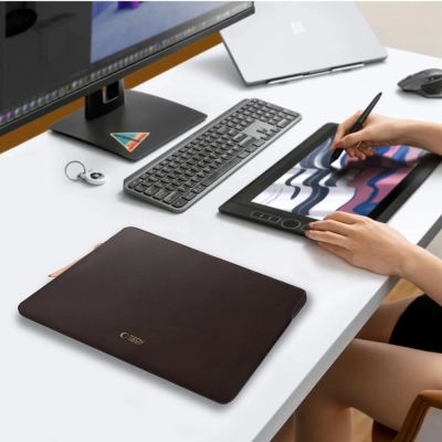 10. Tech-Protect Fleece Laptop Bag 13-14" - Brown