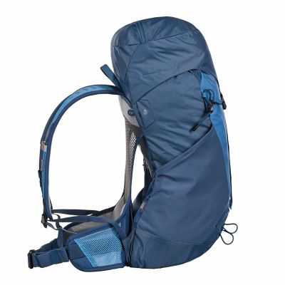 7. Deuter AC Lite 28 SL 342092413910 hiking backpack