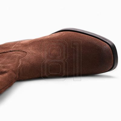24. Sergio Leone W SK465B Boots