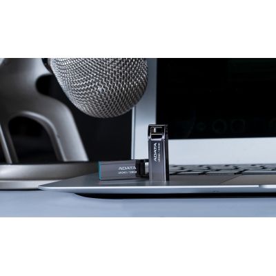 5. ADATA FLASHDRIVE UR340 64GB USB 3.2 BLACK