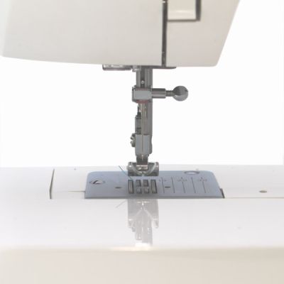 2. ŁUCZNIK Ewa II sewing machine 2014