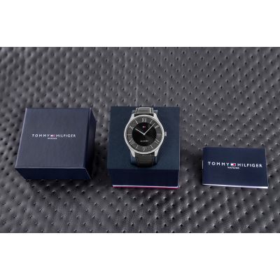 5. Tommy Hilfiger Becker Men's Watch 1710516 + BOX
